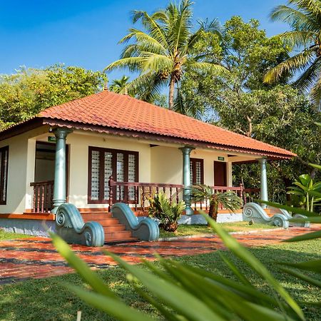 Dhathri Ayurveda Resort And Panchakarma Centre Kāyankulam Dış mekan fotoğraf
